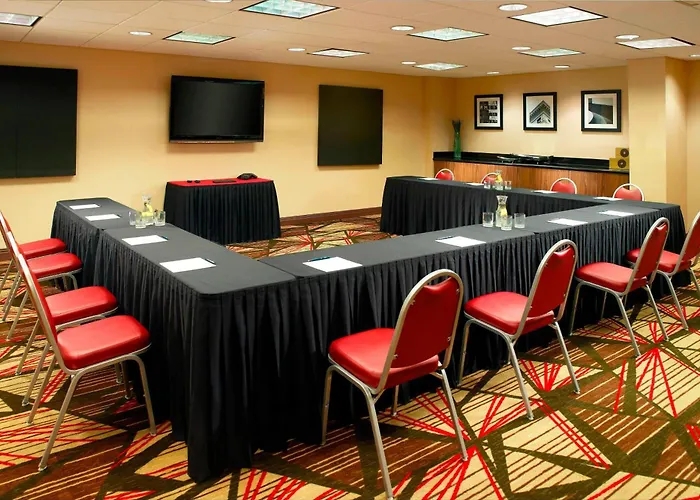 Four Points By Sheraton Nashville Airport