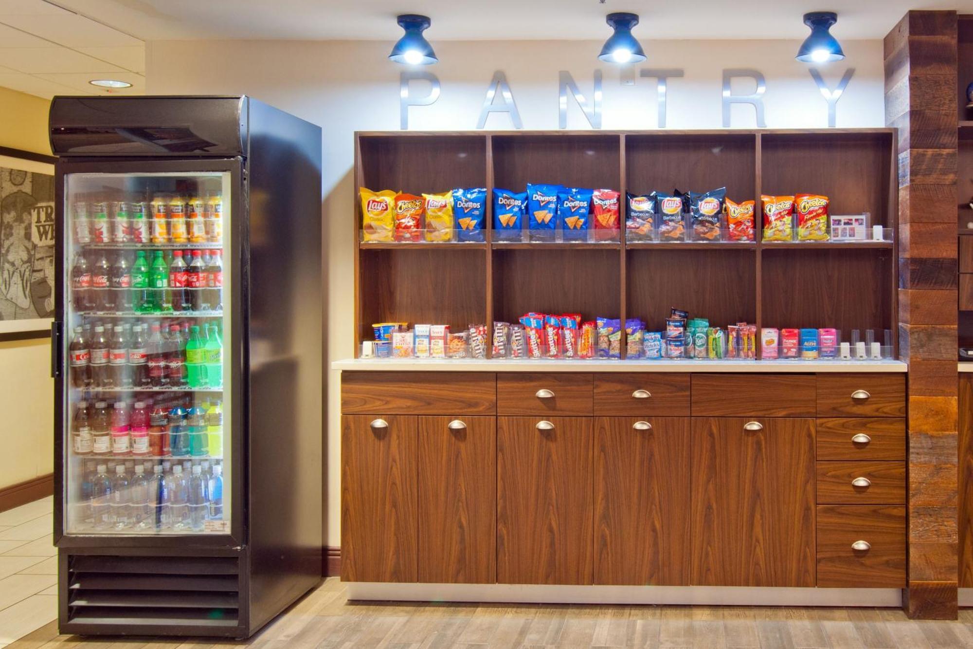 Hotel Four Points By Sheraton Airport 3*